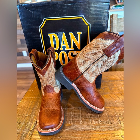 Dan Post Other - Kids Cowboy / cowgirl Boots size 8.5
